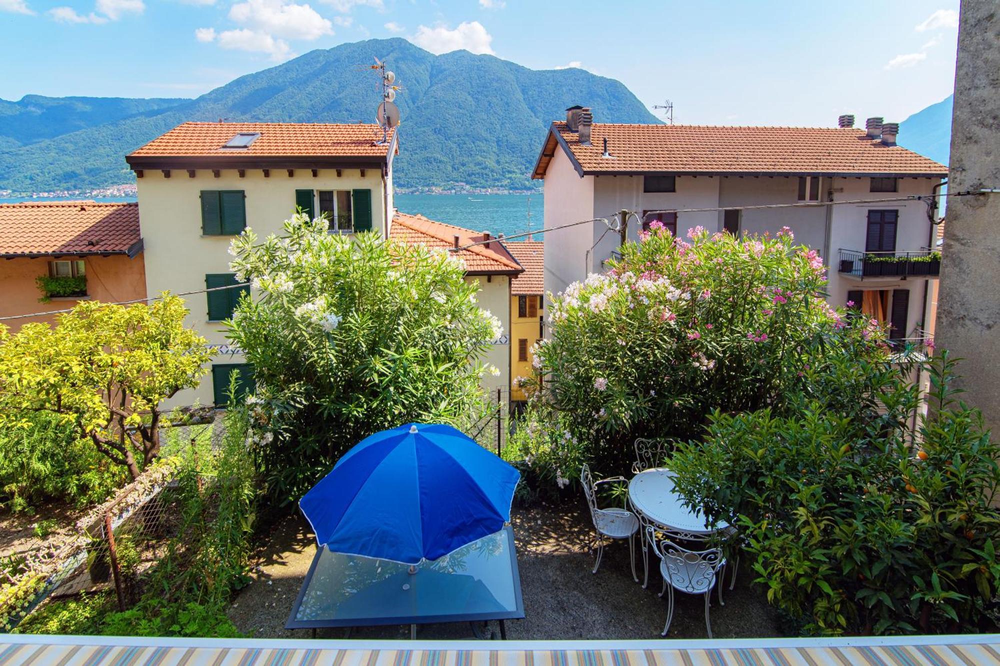 Delizioso Bilocale Vista Lago Colonno Exterior photo