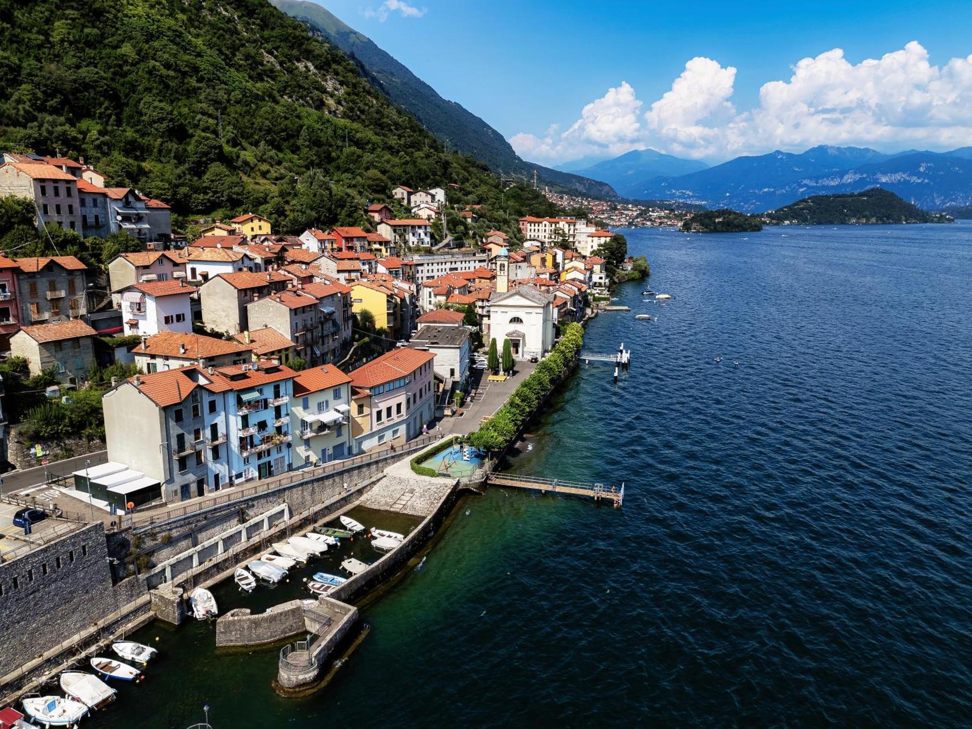 Delizioso Bilocale Vista Lago Colonno Exterior photo